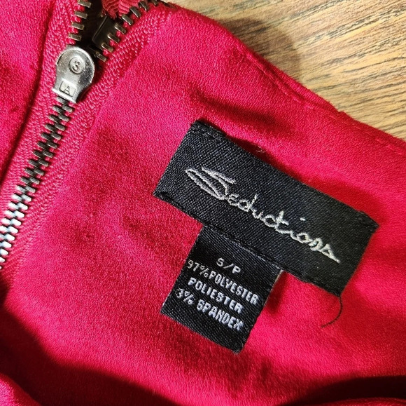 Beautiful women dress  by Seductions - Picture 5 of 6